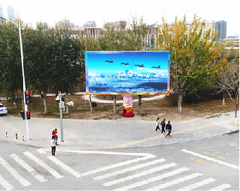 双柏户外大屏广告投放要点。